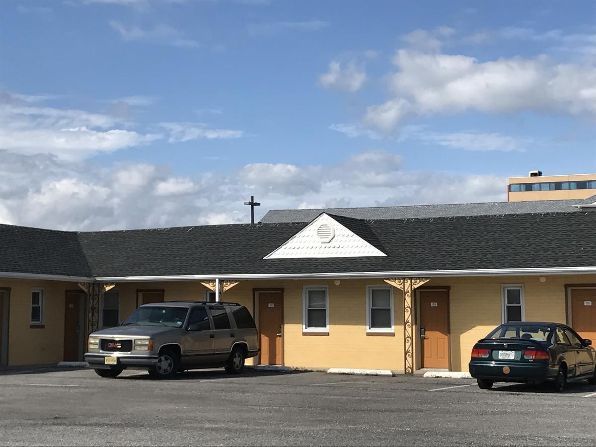 Luxury Inn Absecon Exterior photo